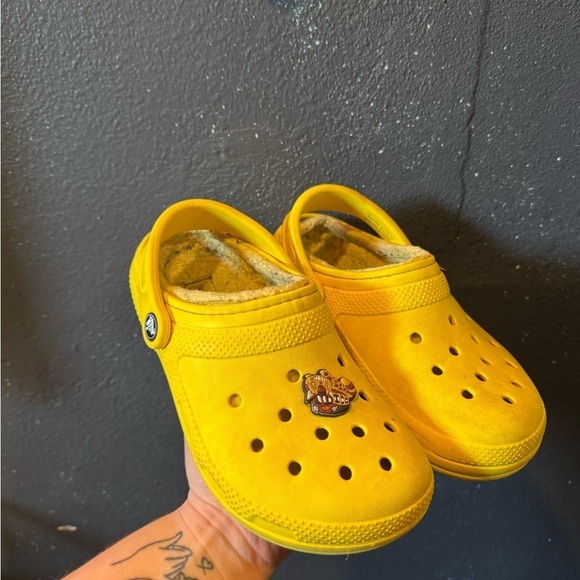 CROCS Other - Crocs Yellow Casual Clogs with Fuzzy Liner Size 2